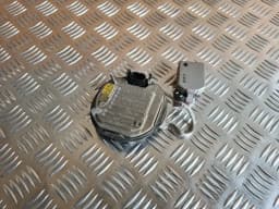 Car part TOYOTA AVENSIS 2012