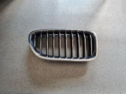 Small upper bumper grille BMW 520D F11 2011 TOURING
